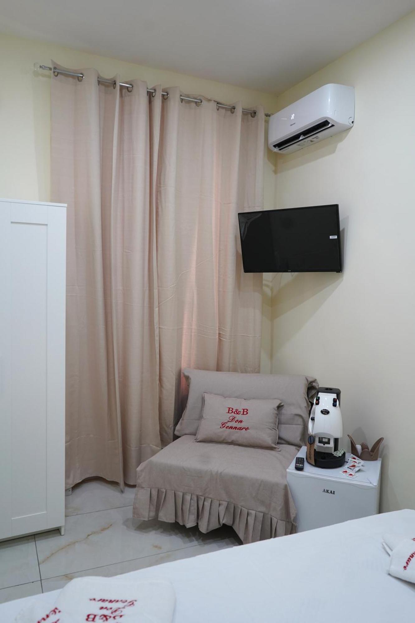 Beb Don Gennaro Bed & Breakfast Napoli Dış mekan fotoğraf
