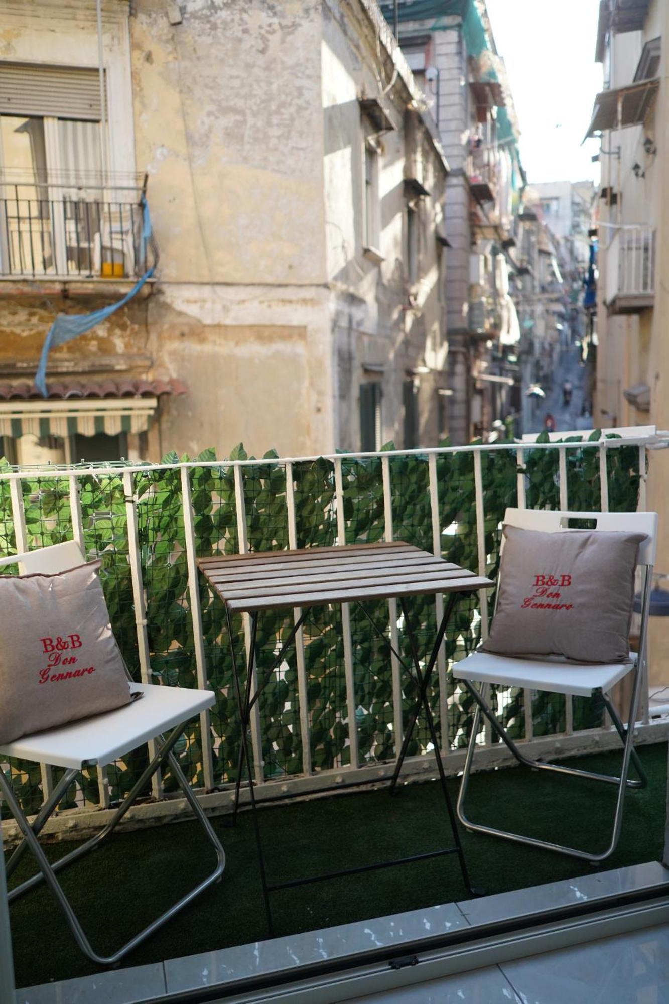 Beb Don Gennaro Bed & Breakfast Napoli Dış mekan fotoğraf