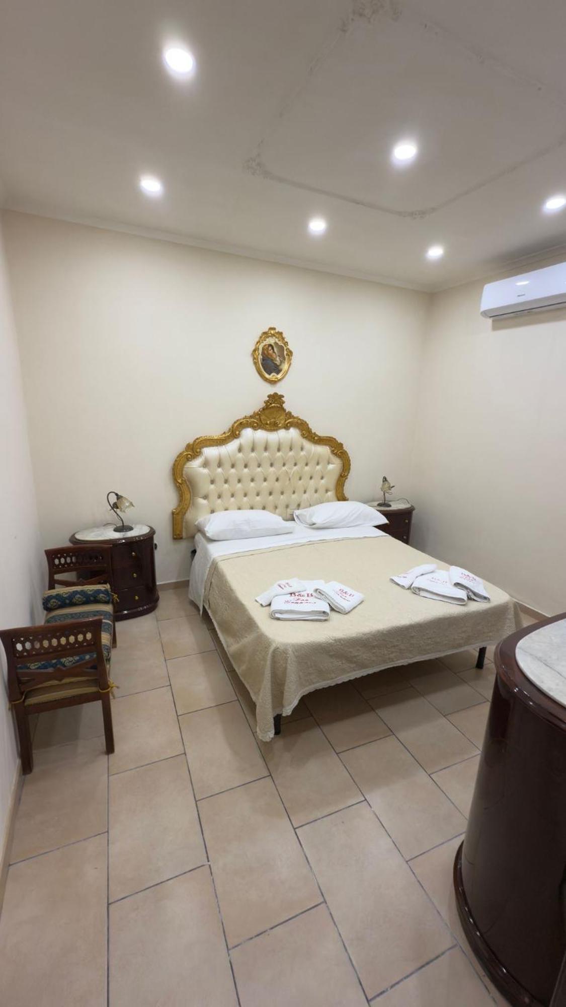 Beb Don Gennaro Bed & Breakfast Napoli Dış mekan fotoğraf